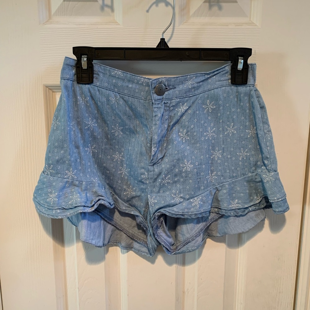 BCBG designer Ruffle denim shorts
